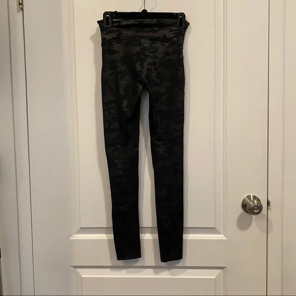 Spanx Faux Leather Camo Leggings - Picture 7 of 7